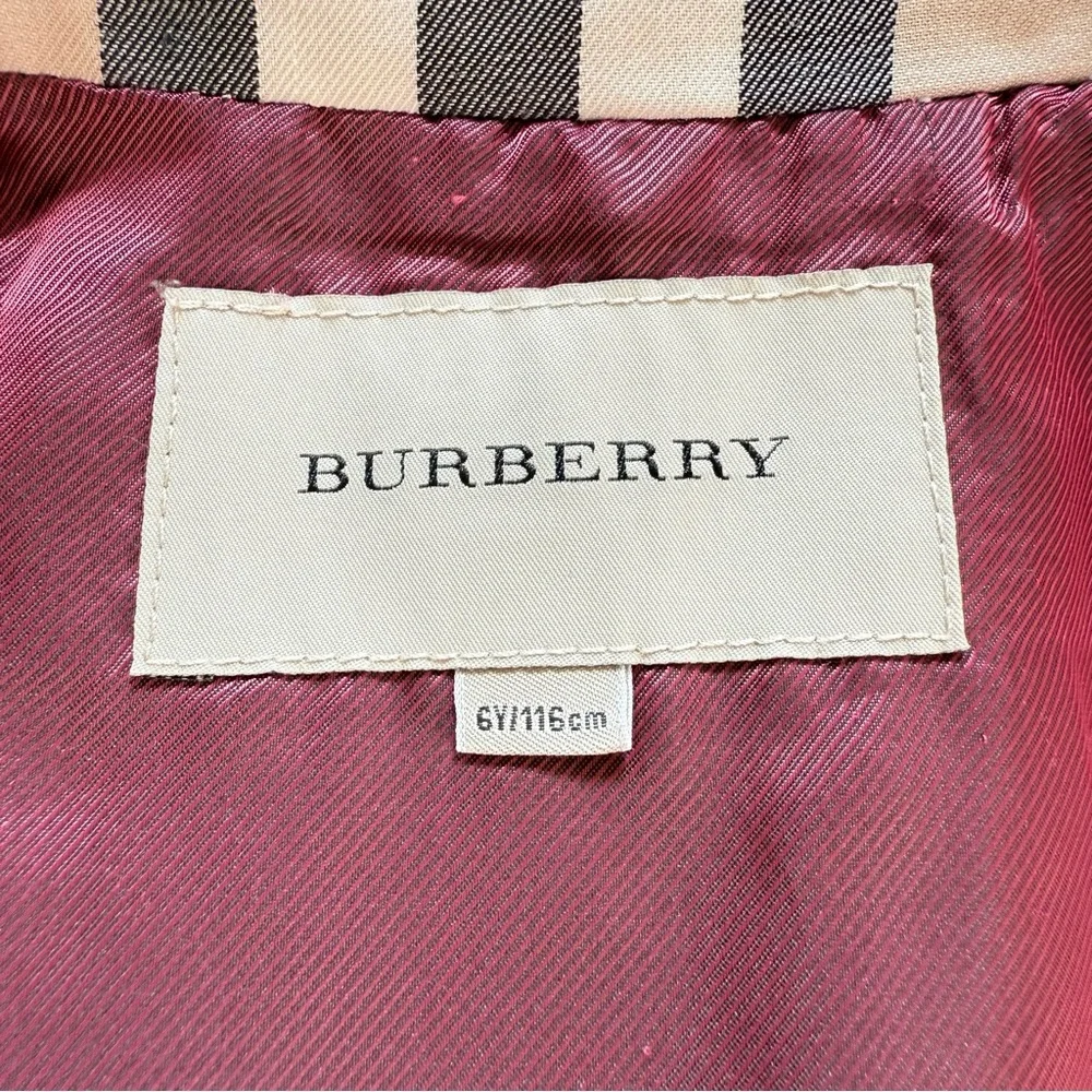 Burberry excellent gently